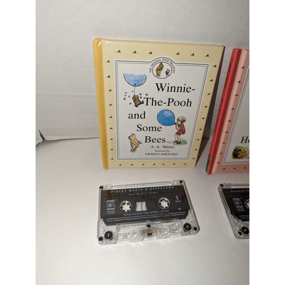 Vintage 1997 The Classic Pooh Treasury Vol 1  Hardcover Books 3 Cassettes - Picture 2 of 15